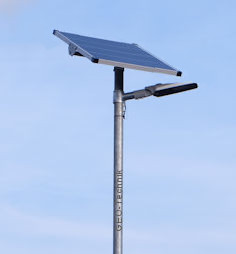 Solar Platz- u. Wegeleuchte mit 5m Mast und Bewegungsmelder