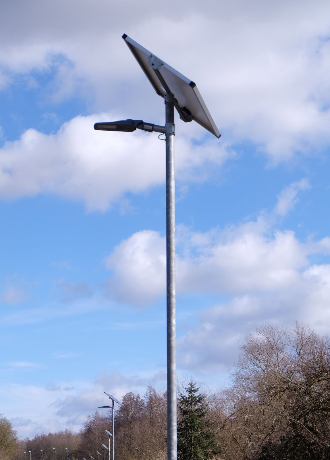 Solar light for bus stop with pole and timer